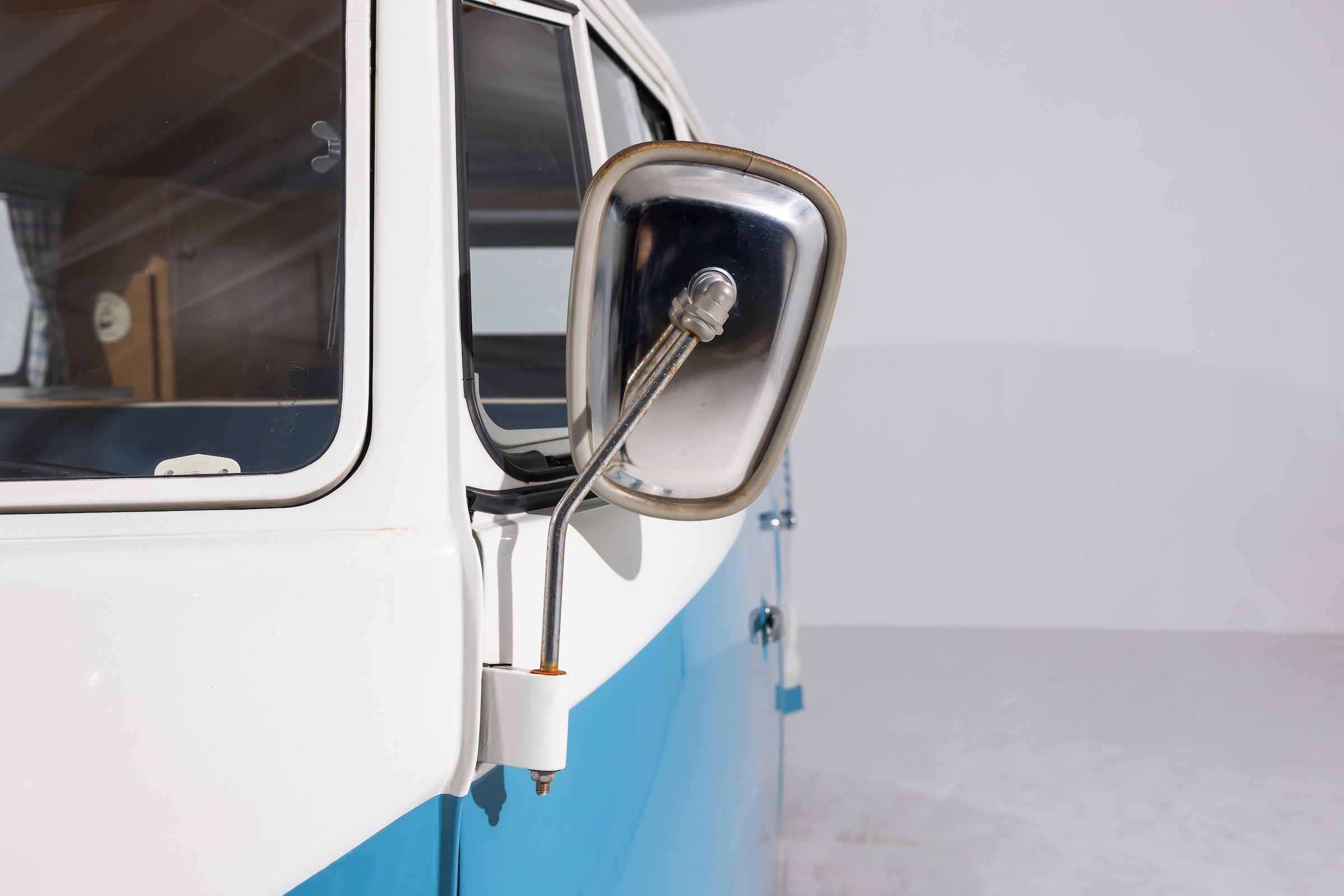 VW 12