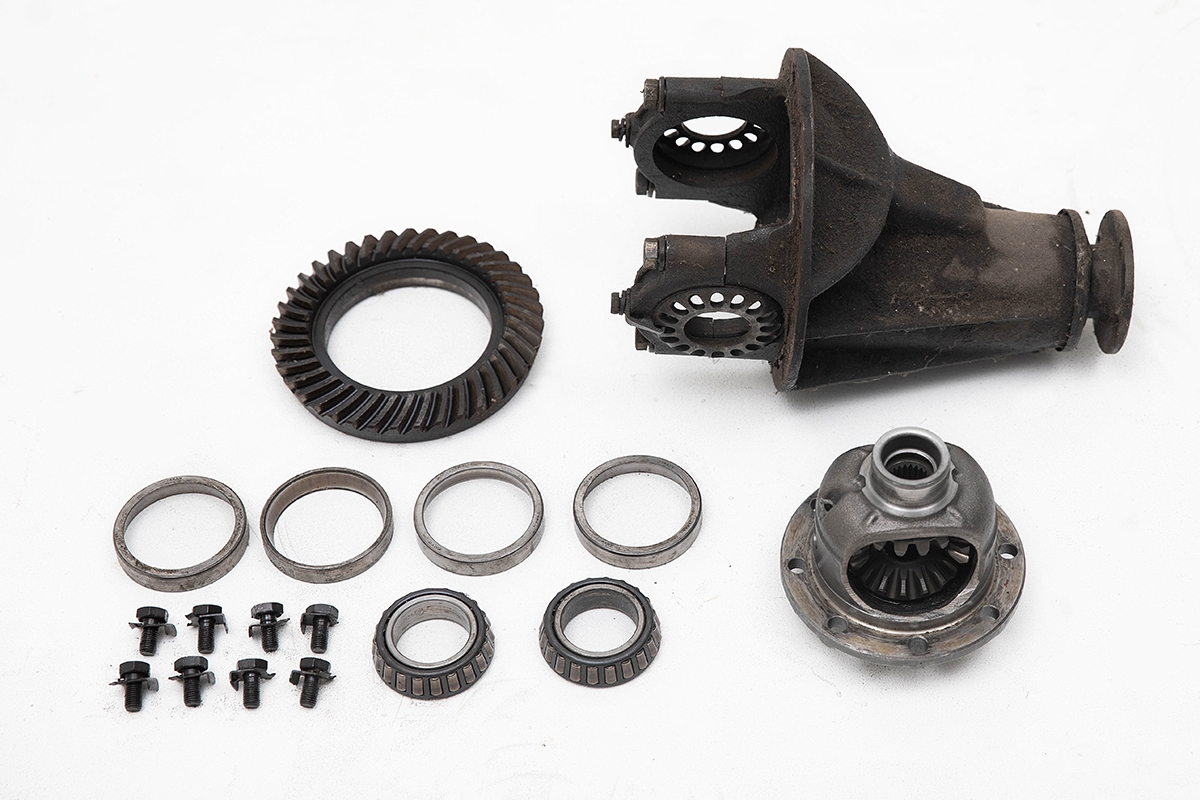Differential case
for TOYOTA 2000GT