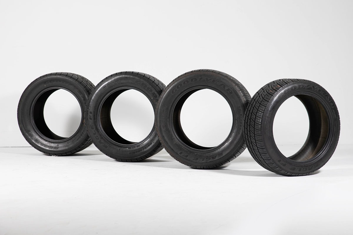 GOOD YEAR EAGLE F1	
for McLaren F1