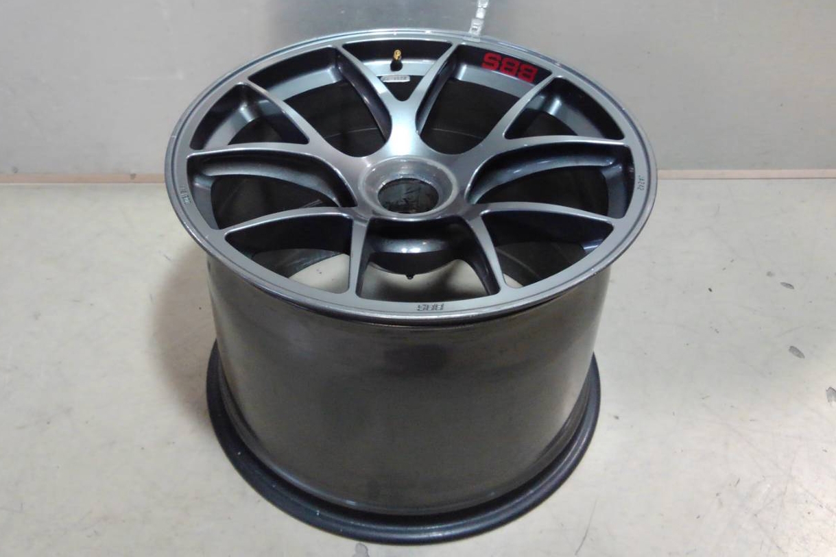 Max Racing / LEXUS RC-F GT3
SUPER GT / GT300
Wheel -1