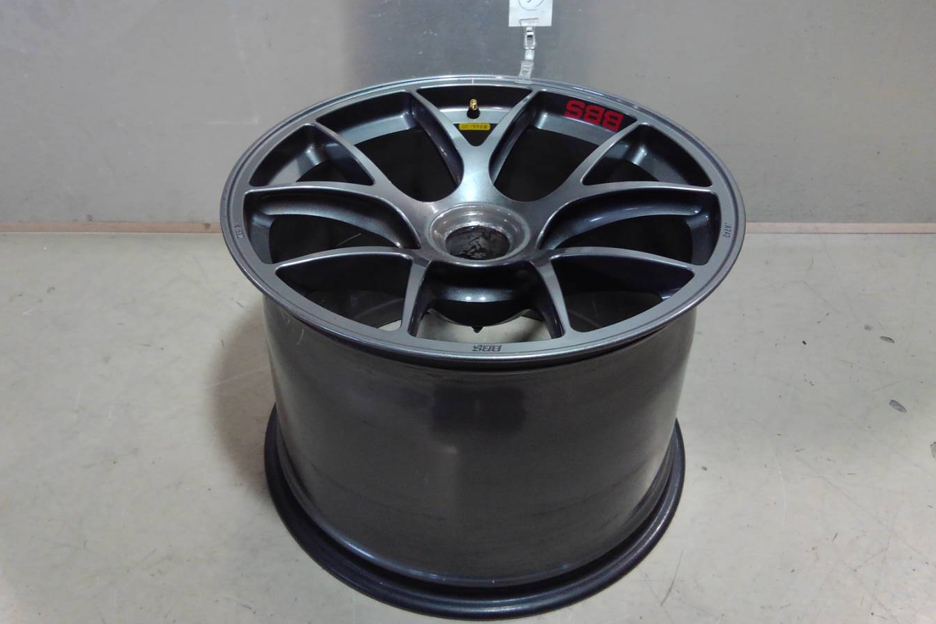Max Racing / LEXUS RC-F GT3
SUPER GT / GT300
Wheel -3