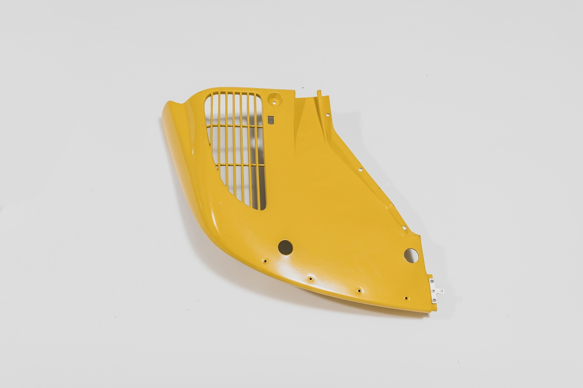 3 993 GT2 RL Fspoiler05