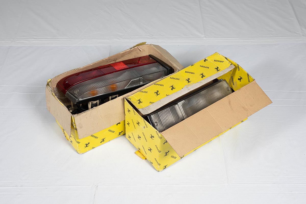 Rear Right Lights
for Ferrari Testarossa
made by CARELLO